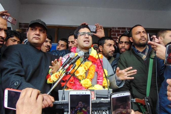 33fdf965a00047709e29fe4ff0b988a8_18