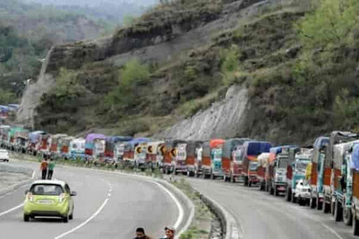 Kashmir Truck Halt 270922