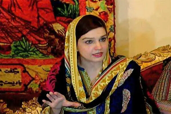 Mushaal Hussein Mullick 271022